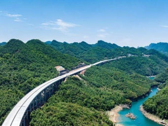 贵平高速公路建设进入冲刺阶段