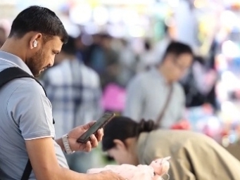 “夏日爆款”订单激增 这款太阳能风扇帽席卷海外市场